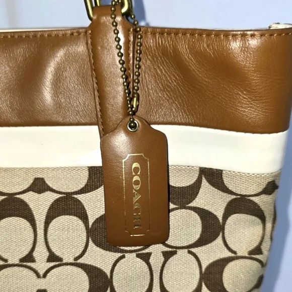 Coach Brown and Cream Signature Tote Bag - Picture 4 of 10